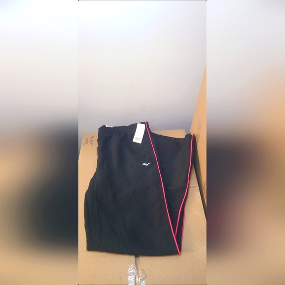 Insane Windbreaker Track Pants Balck Onyx/Pink Size S - Picture 1 of 4